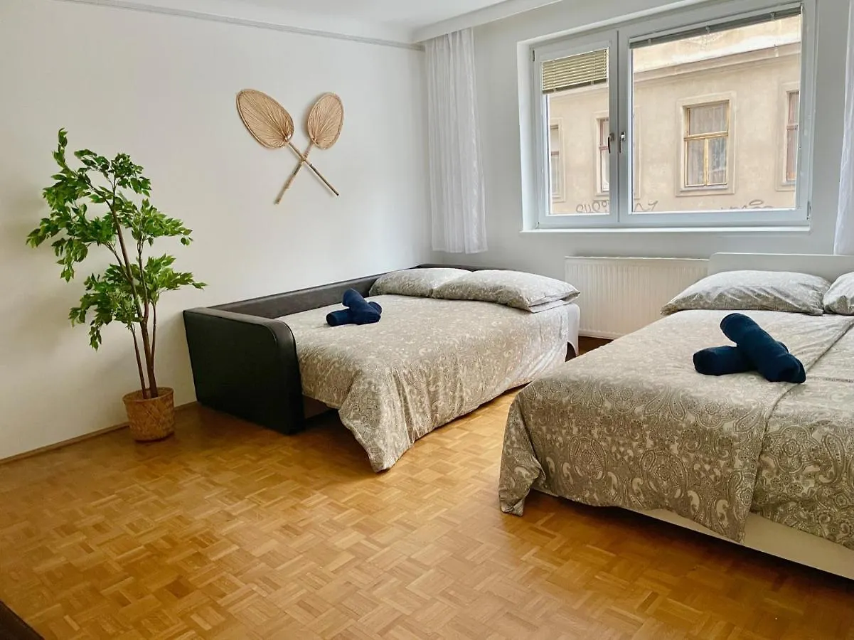 70M2 Comfy & Calm Apartment With Netflix Vienna Austria